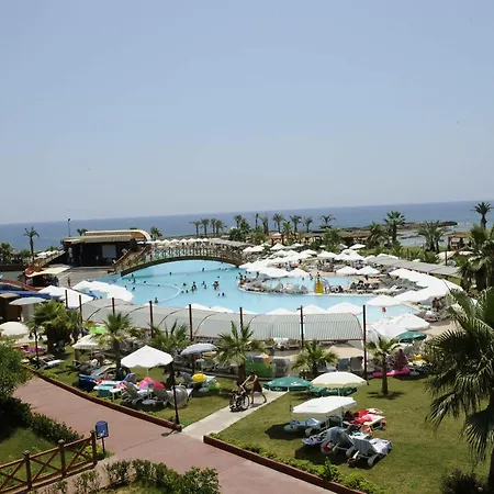 Oz Incekum & Semesteranläggning (resort)