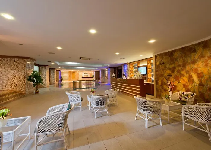 Oz Incekum & Okurcalar